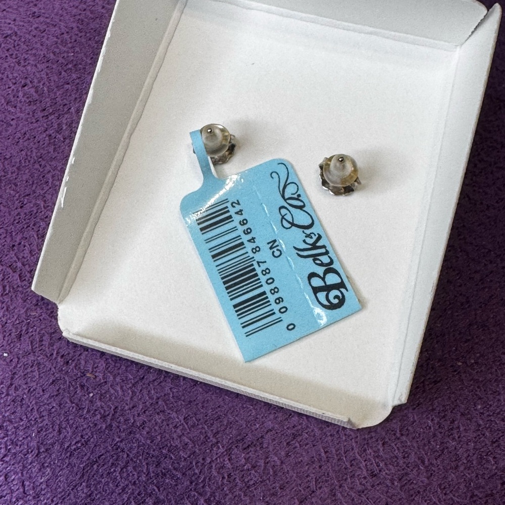 NWT Belk & Co. Pink Pearl Stud Earrings in 925 Sterling Silver - Picture 3 of 4